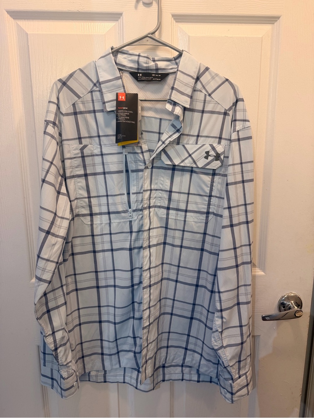 Under Armour Men’s White and Navy Plaid Lightweight Shirt Jacket